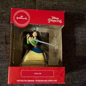 Hallmark- Mulan ornament
